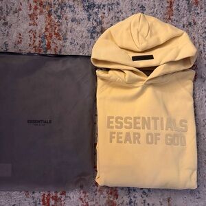 Essentials Fear of God Ligth Tusca Yellow Hoodie